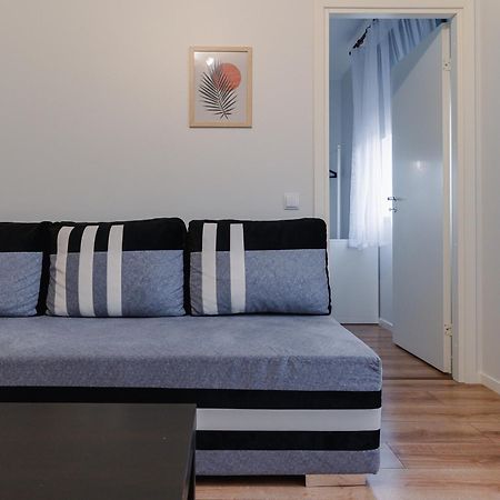 Posti Guesthouse Rakvere Bagian luar foto