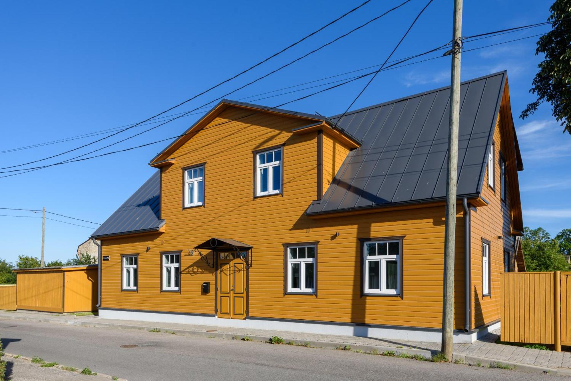 Posti Guesthouse Rakvere Bagian luar foto