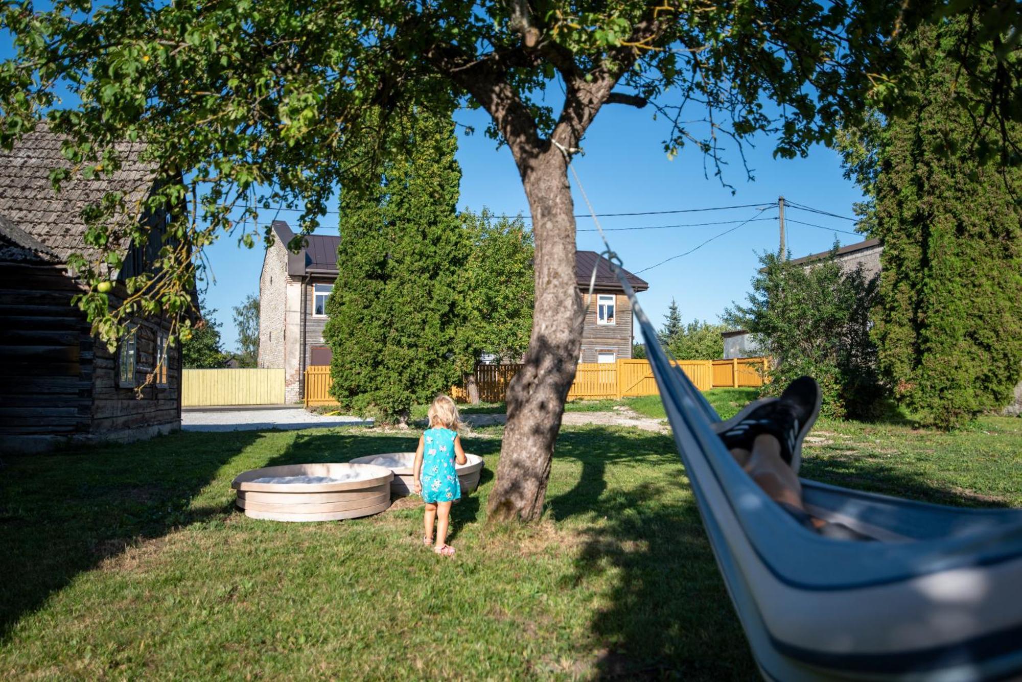 Posti Guesthouse Rakvere Bagian luar foto