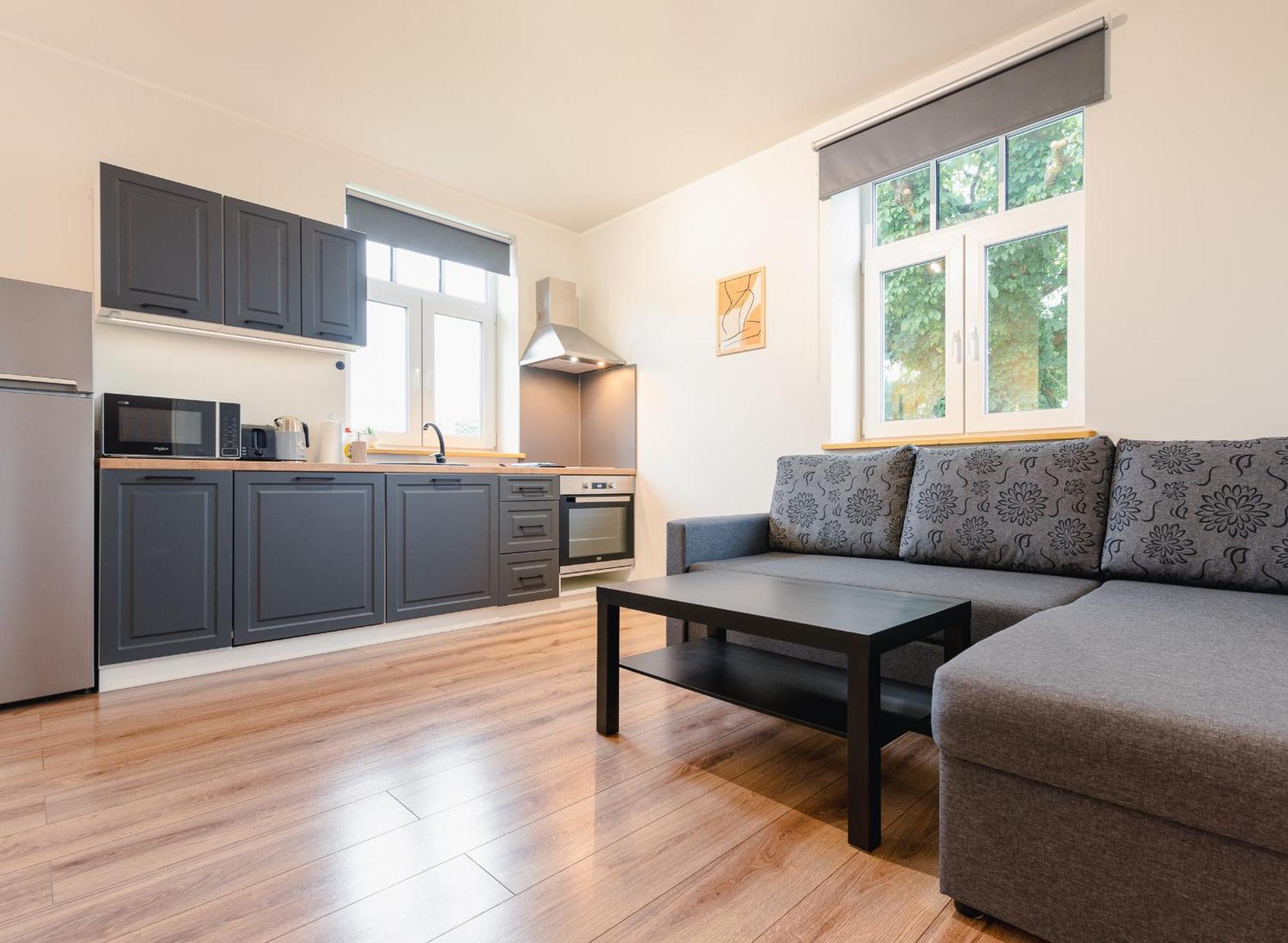 Posti Guesthouse Rakvere Bagian luar foto