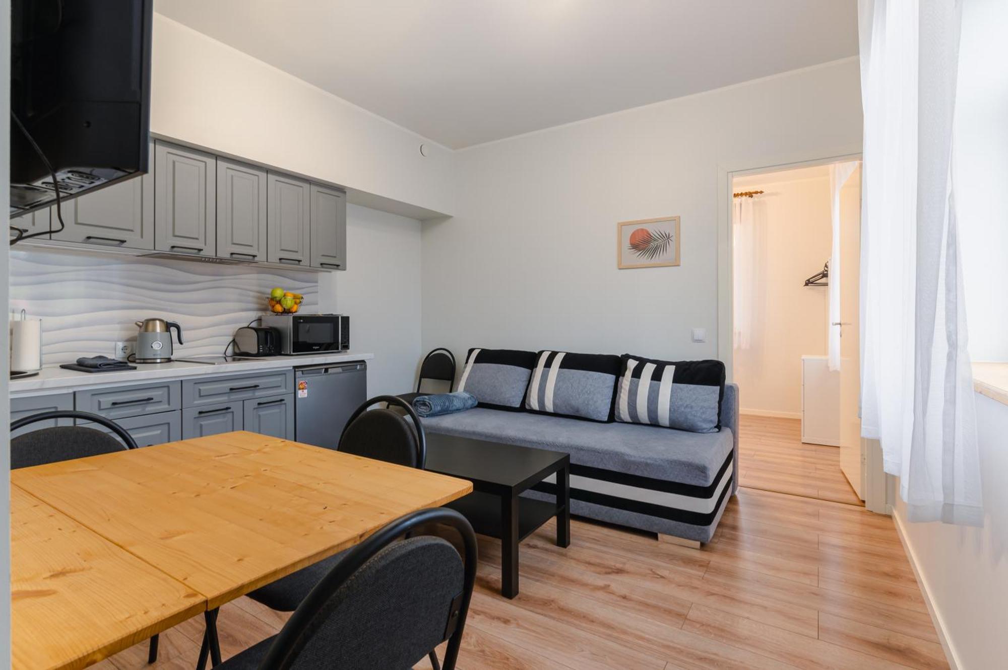 Posti Guesthouse Rakvere Bagian luar foto